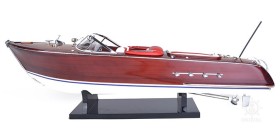 Riva Aquarama RC  L: 67 cm